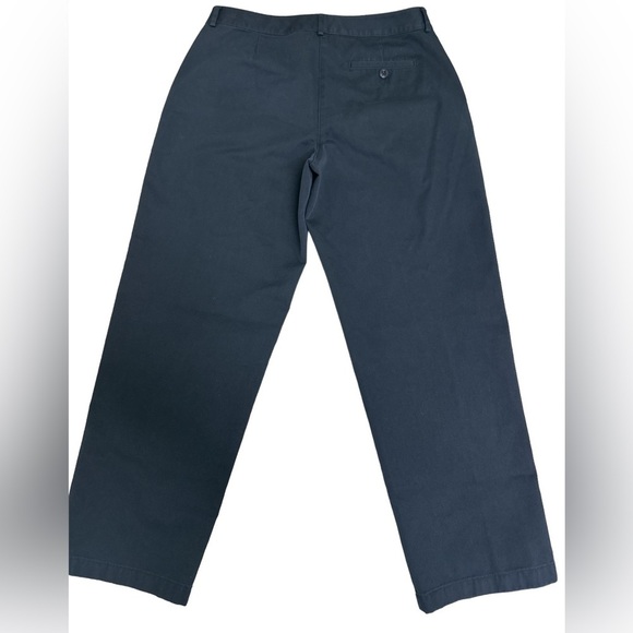 L.L.Bean Women’s Blue‎ Khaki Straight Fit Size 10P - Picture 3 of 4